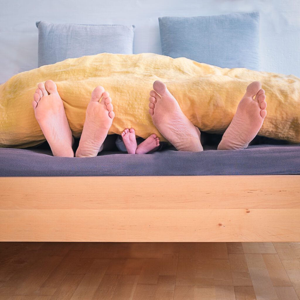 how long should baby sleep in parents room