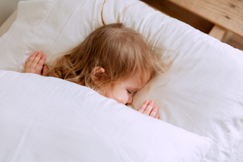 breastfed baby sleeping through the night at 6 weeks