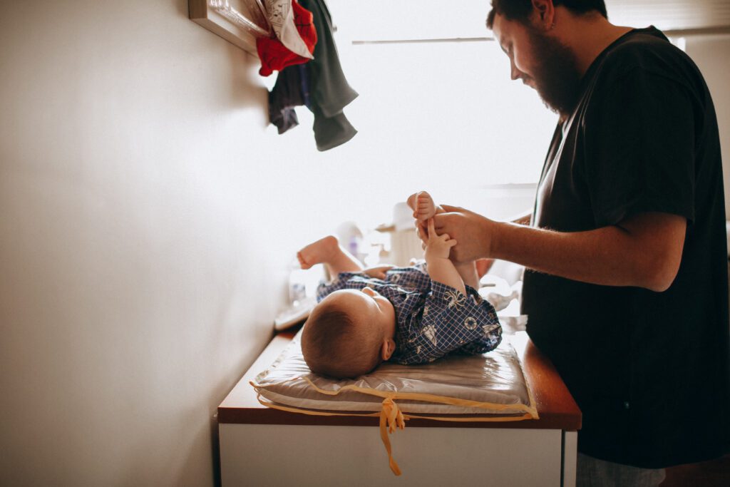 how to change baby sleep pattern from day to night