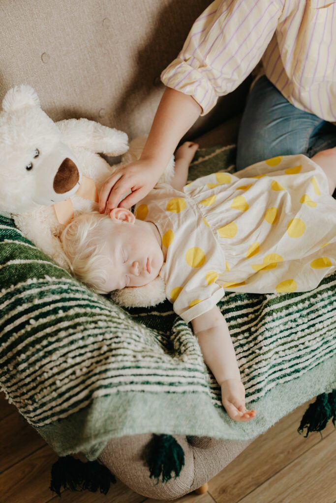 sleeping position for baby with cold